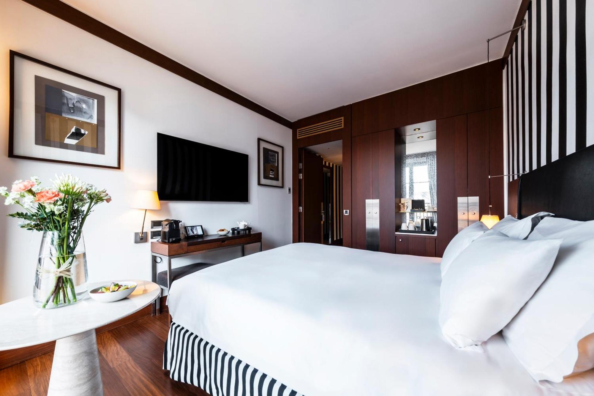 Grand Hotel Champs-Elysees Párizs Kültér fotó