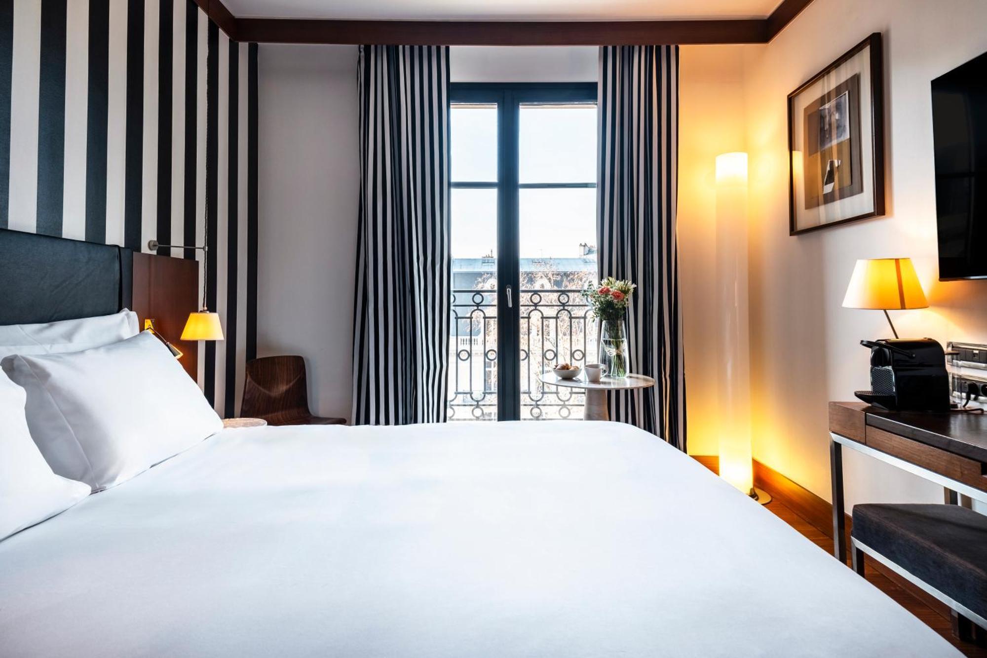 Grand Hotel Champs-Elysees Párizs Kültér fotó